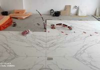 Укладка крупноформатного керамогранита на пол на наб. Мартынова