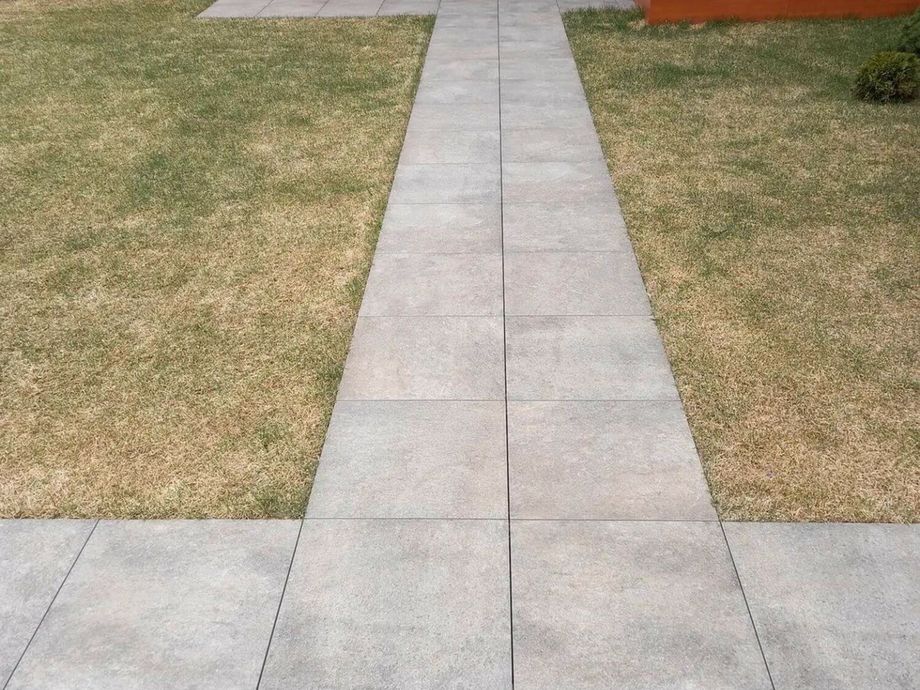 Облицовка крамогранитом лестницы 1 (1)